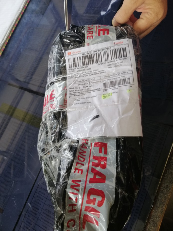 Tempat Tissue Sepeda Rotan Sintetis