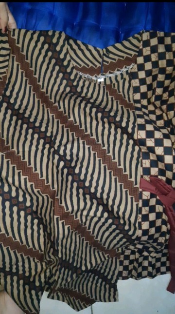 Atasan Batik Dolby Dolbi Dobby Doby Tenun Sutra Tulis Halus Katun Atbm Baron ,sarombit Atasan