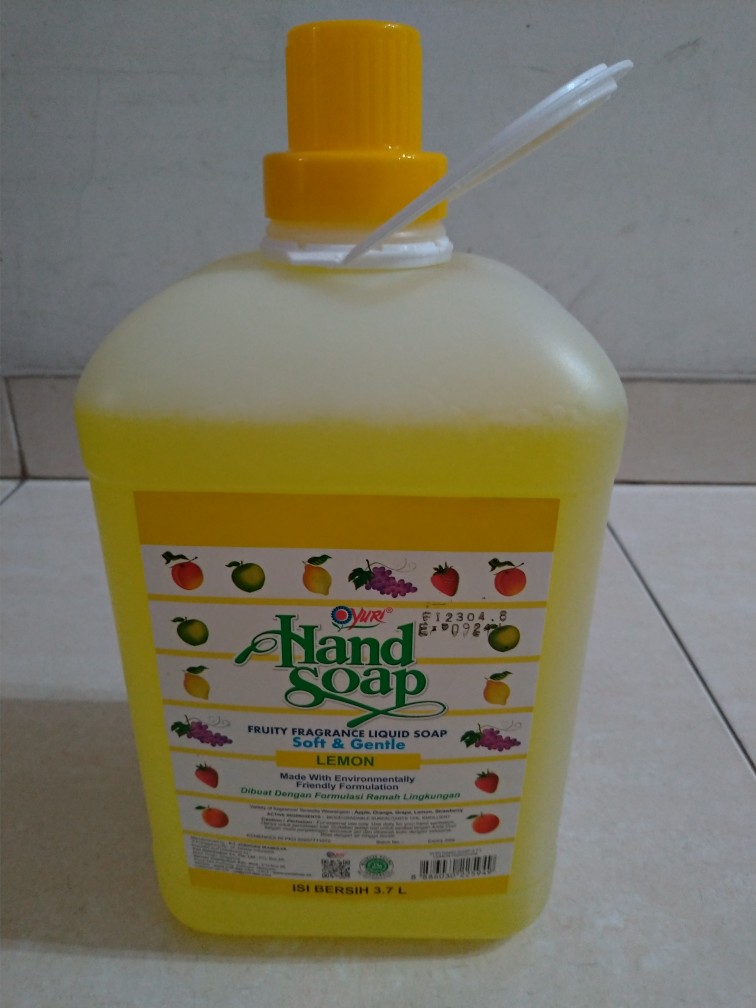 Yuri Hand Soap Lemon 3.7 Liter