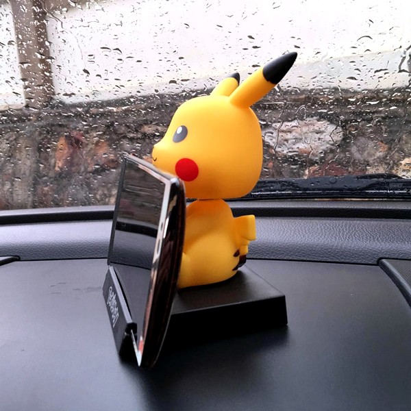 Boneka Figure Miniatur Pajangan Mobil Stand POKEMON PIKACHU Goyang Kepala Shacking Head Toy