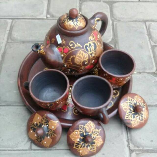 Poci Teh Tanah Liat Batik/Teko Teh Poci set Tanah Liat (batik)+ Peti Kayu