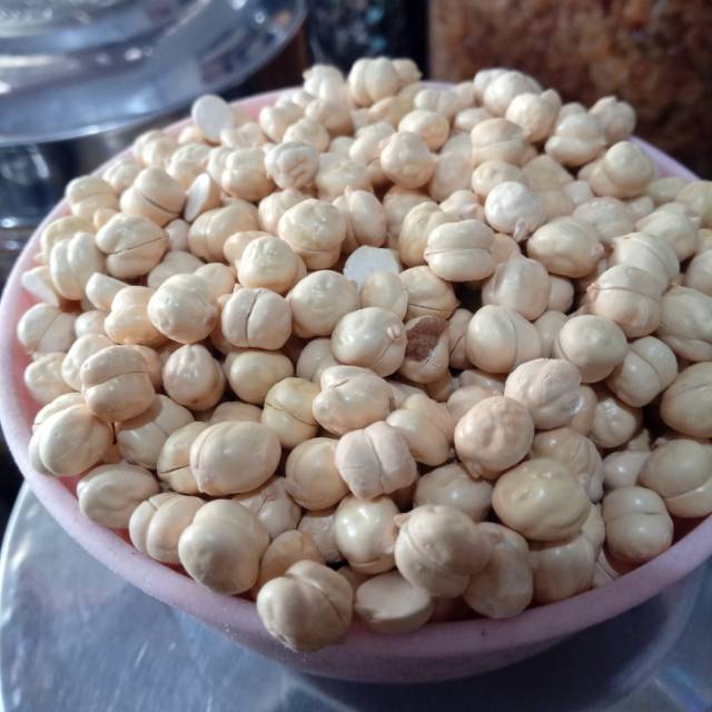 

Kacang humus