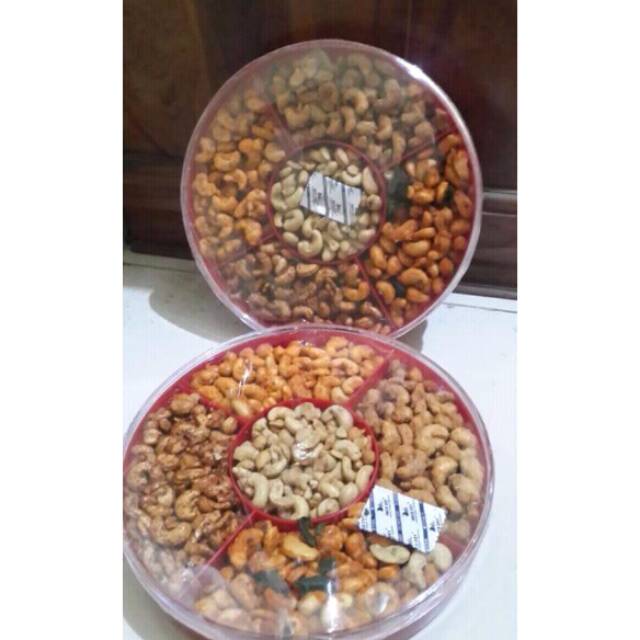 

Paket kacang mede aneka rasa