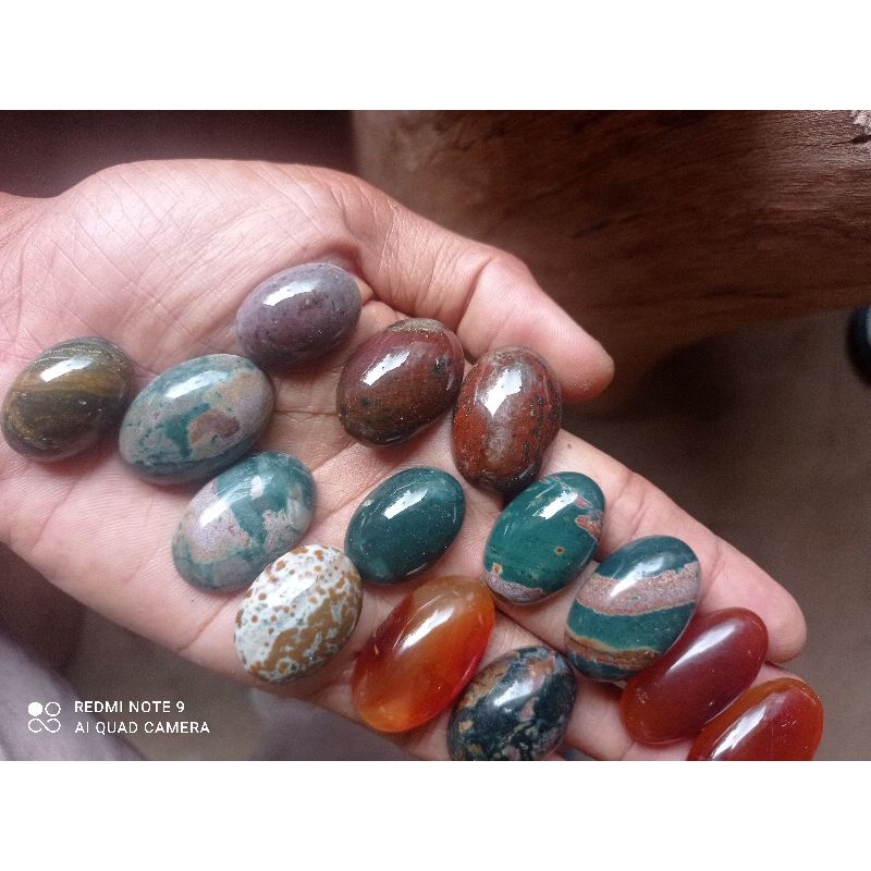 batu akik lostone varian pancawarna dan campuran lain phyrus garut dan bacan