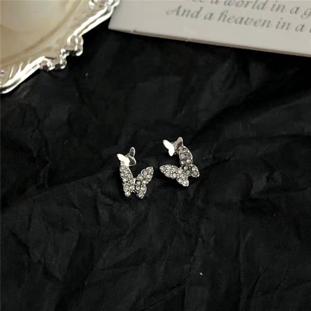 【TERSEDIA &amp; COD】1 Pair dari Anting Kupu-kupu Baru Korea Telinga Klip Fashion Perempuan Aksesoris Anting Perhiasan # 261141322