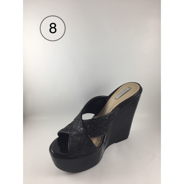 Preloved Schutz Wedges Authentic