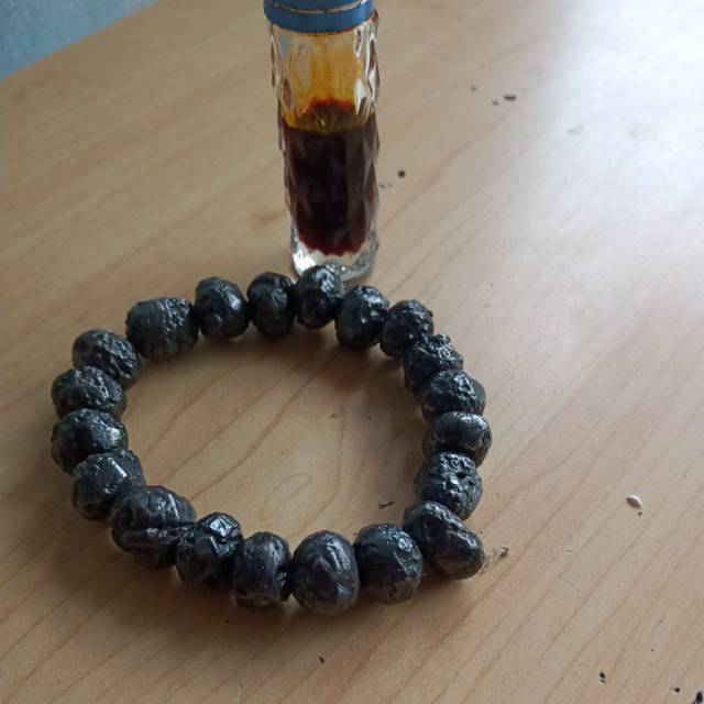 Gelang batu badar besi nempel mahnet aktif