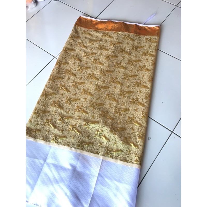 WASTRA PELINGGIH BAHAN KALOKE GOLD EMAS TINGGI 115cm