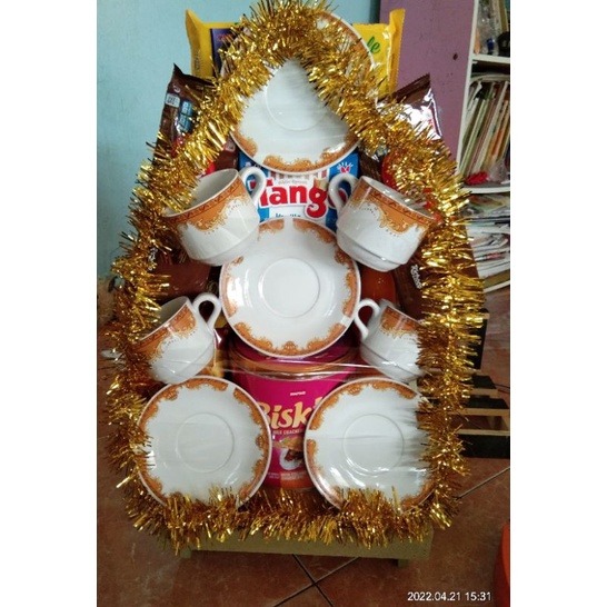 

PARCEL TEA SET MAKANAN ISI 4
