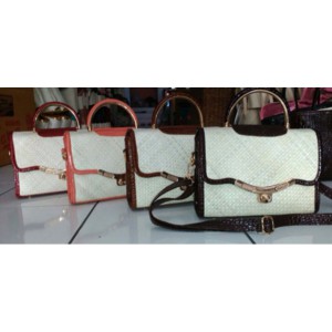 Tas Anyaman Pandan / Tas Kerajinan