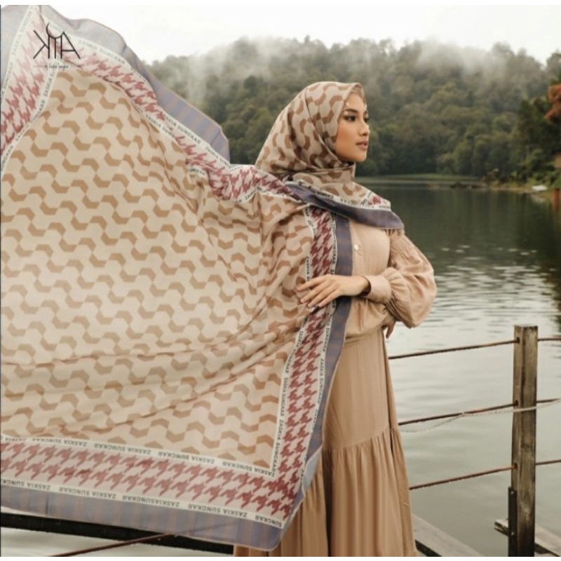 zaskia sungkar scarf preloved