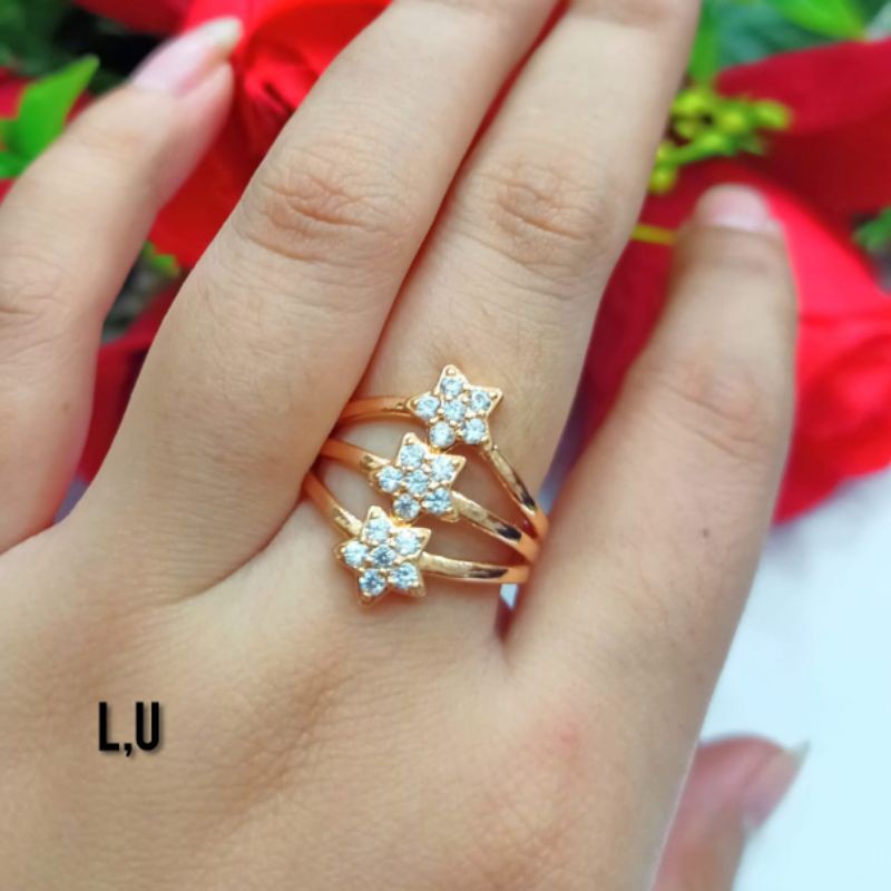 PERHIASAN WANITA CINCIN TITANIUM ANTI KARAT MOTIF PILIHAN LAPIS EMAS 24 K