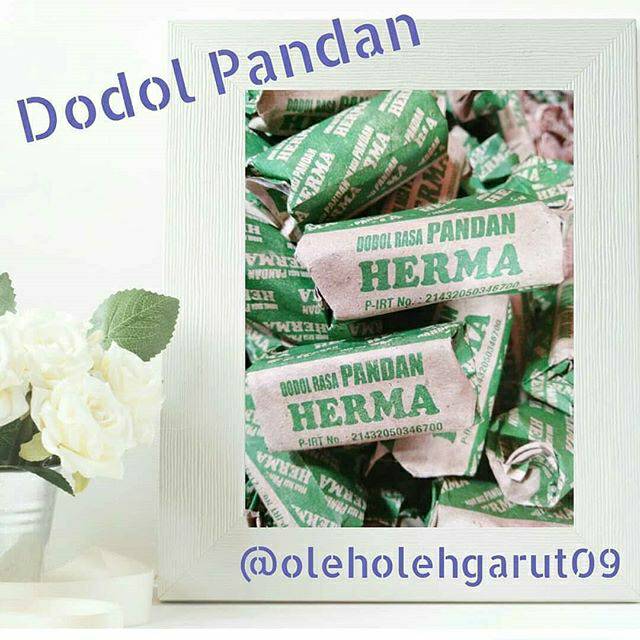 

Dodol Pandan Oleh Oleh Garut Sunda Parahyangan Garut Manis Legit