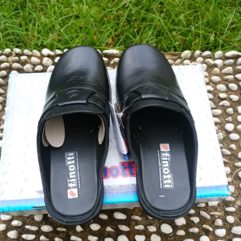 Slop Finotti B 502, sandal sepatu Finotti, slip kulit asli