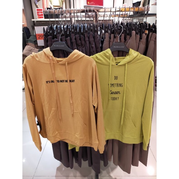 HODIE THE EXECUTIVE SALE