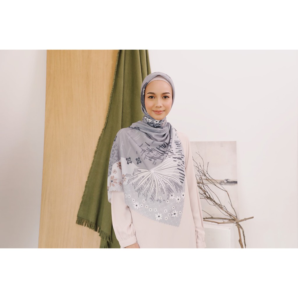 IZZATI GREY | THE NOVELLA SCARF (Superfine Voal Hijab Premium)