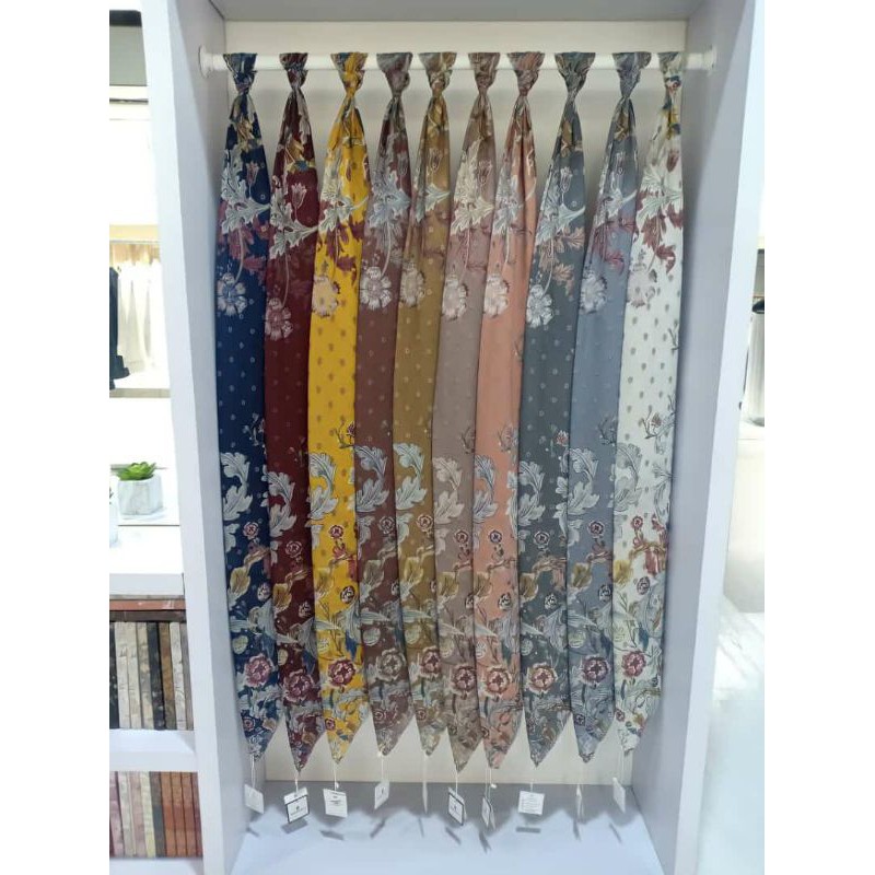 royale series buttonscarves YELLOW