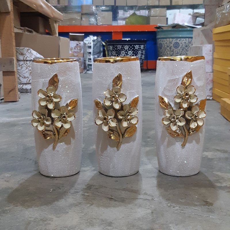 Jual pajangan keramik import Jual pajangan lemari kaca Vas bunga keramik Dekorasi rumah Guci Keramik