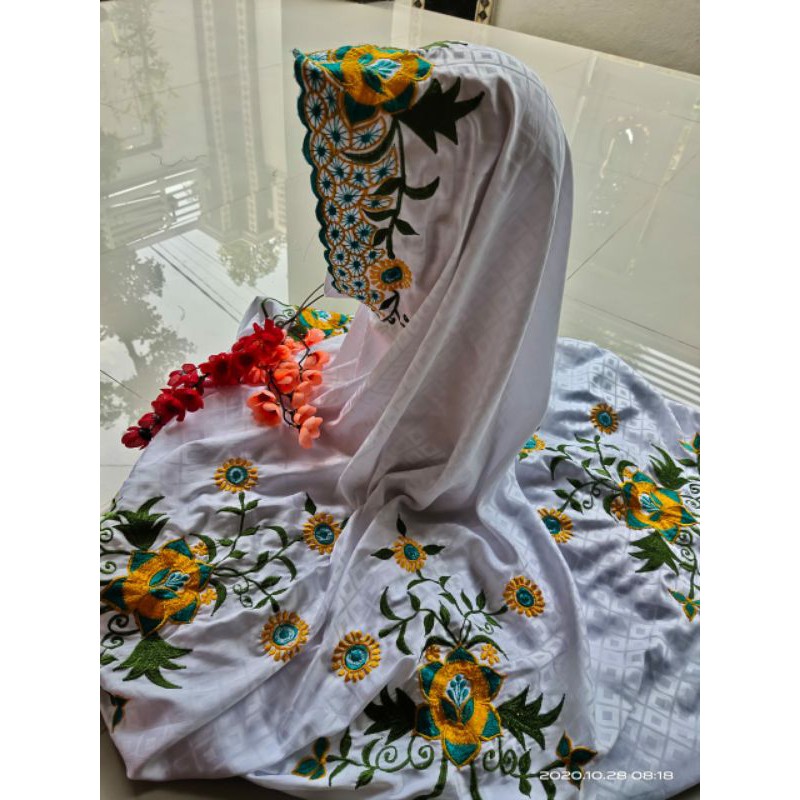 Mukena terusan dewasa semi sutra bordir