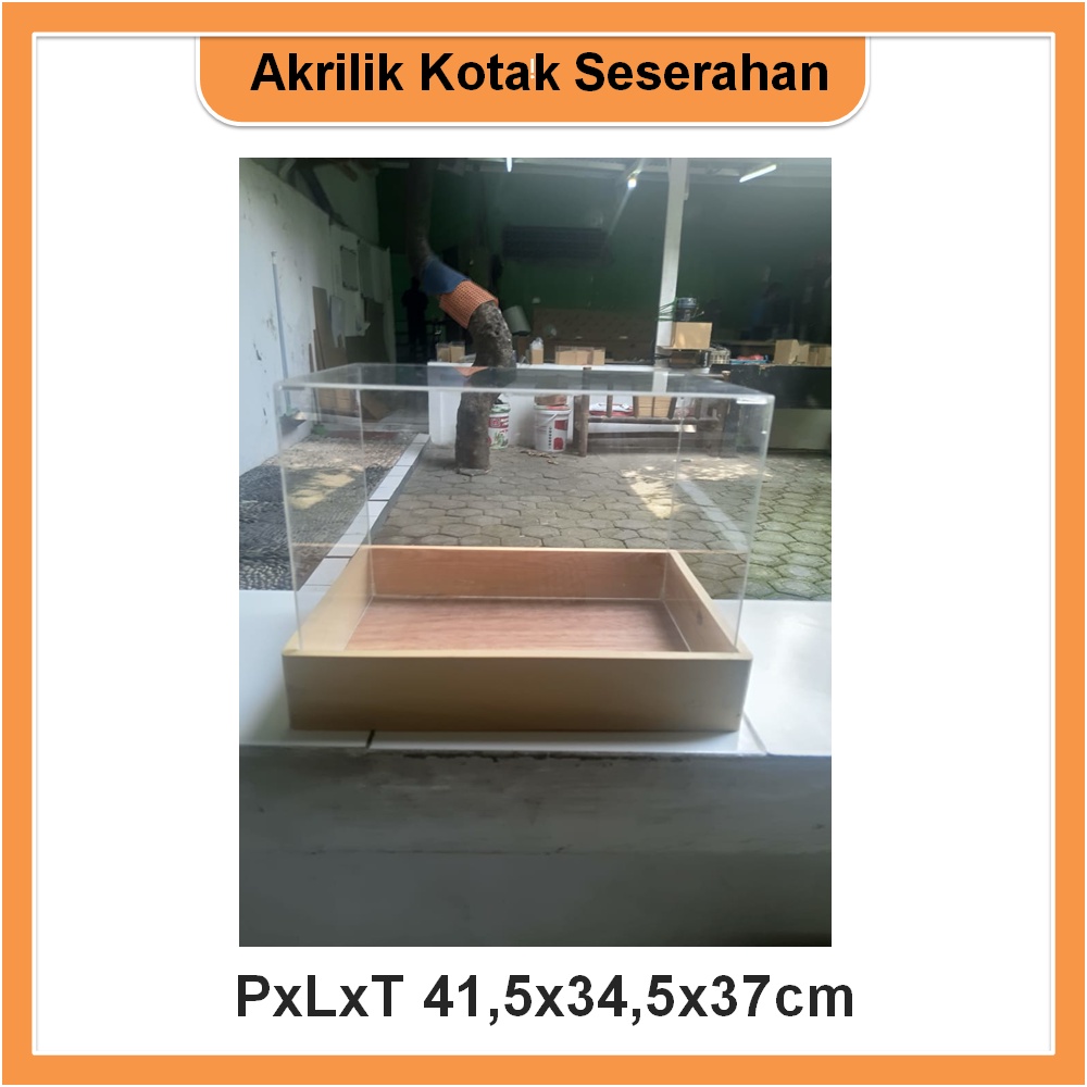 

Kotak Mahar Seserahan Akrilik PxLxT 41,5x34,5x37cm