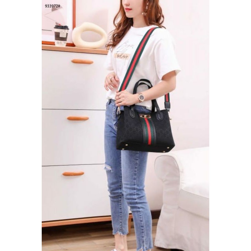 *Tas Gucci GG Canvas Cevro Bag 933972 Platinum*