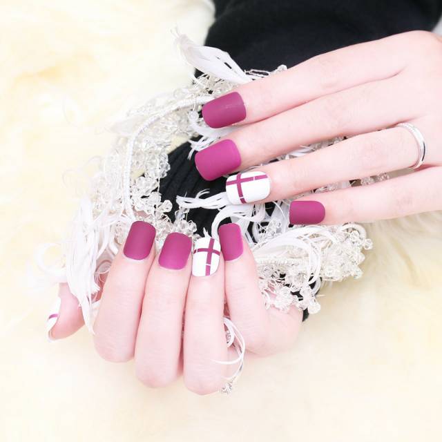 KUKU PALSU KARAKTER PRINTED NAILS KODE TJP 302 - MATTE (PURPLE)