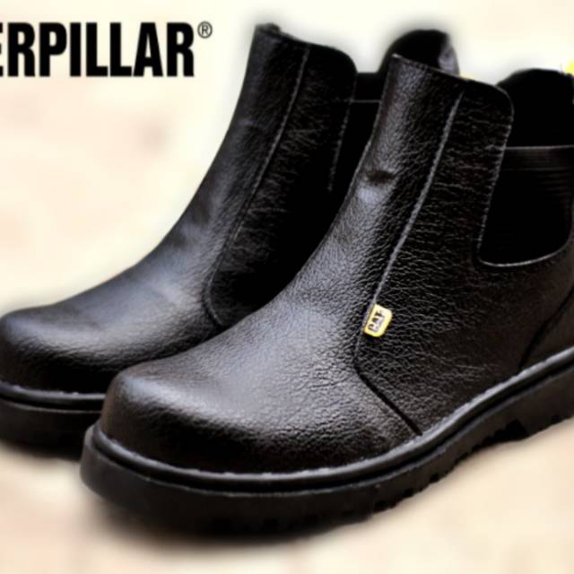 caterpillar motorcycle boots