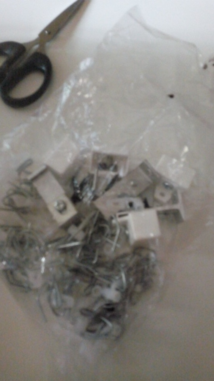 Braket Kaki Rel Horden Kotak Almunium