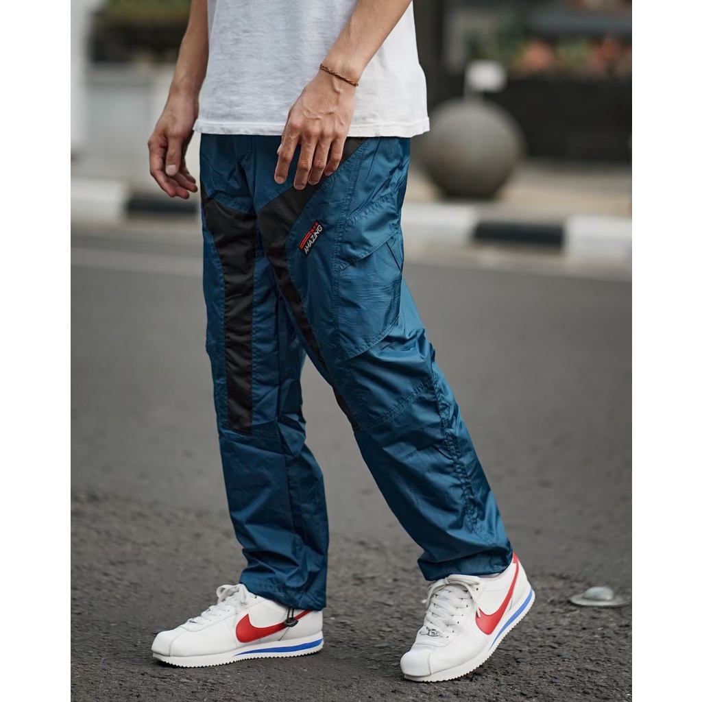 Celana panjang waterproof anti air amazing / Celana Gunung Training Panjang / celana trip