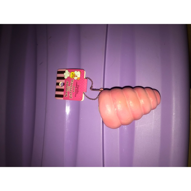 Sammy the pattisier mini cornet 🌸