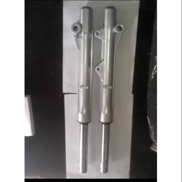 Shockbreaker depan Supra x pertama