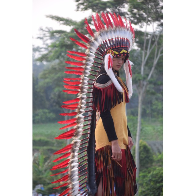 TOPI INDIAN - INDIAN HEADDRESS LONG ANGSA MONTE MERAH PUTIH FUR COKLAT