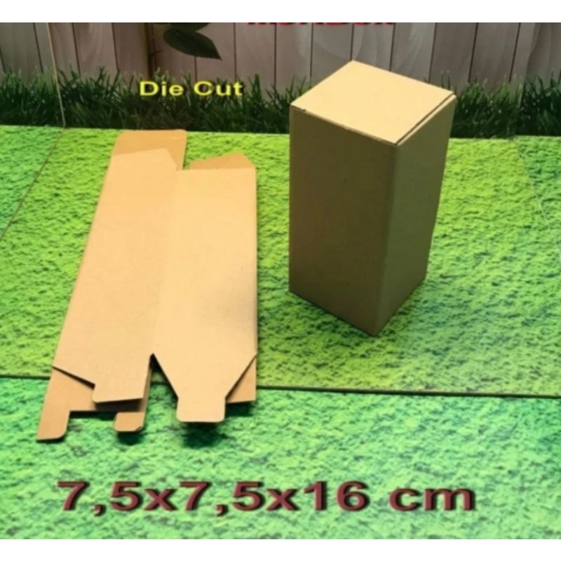 

Kardus karton Uk. 7,5x7,5x16 cm.........Die