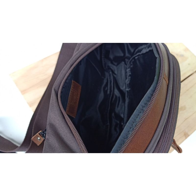 Pusiill waistbag W.01 tas pinggang courdura dengan kombinasi kulit asli bisa pria wanita