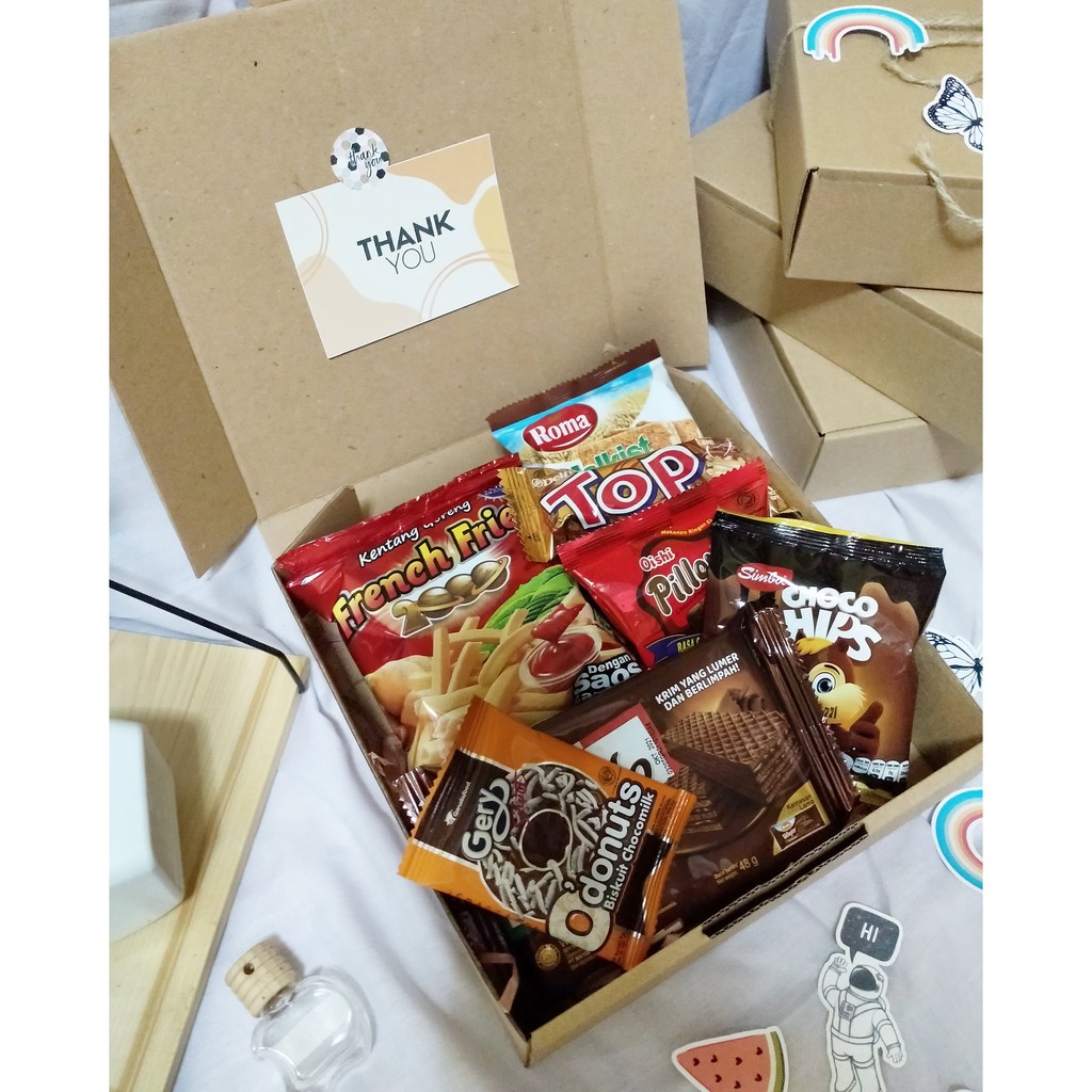 

Snack Box/ SnackBox/ Gift Box / Hampers Box kado ultah, wisuda
