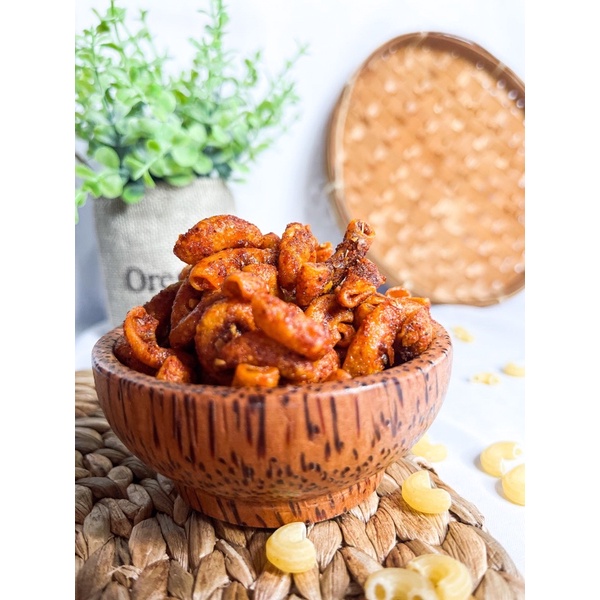 

Makaroni pedas jeruk purut 100gr