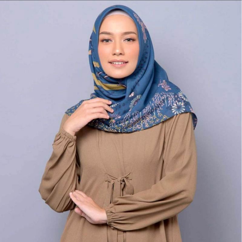 KAMI. Yarra Print Scarf Nuvoile Nebula