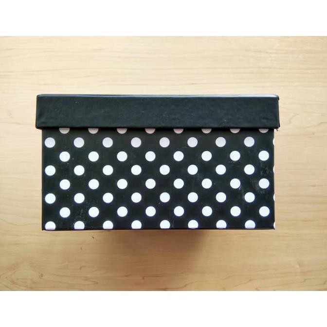 

Hc Kotak Kado Kotak Hadiah Gift Box Jumbo Type A Polkadot Hitam Tokotaraka94