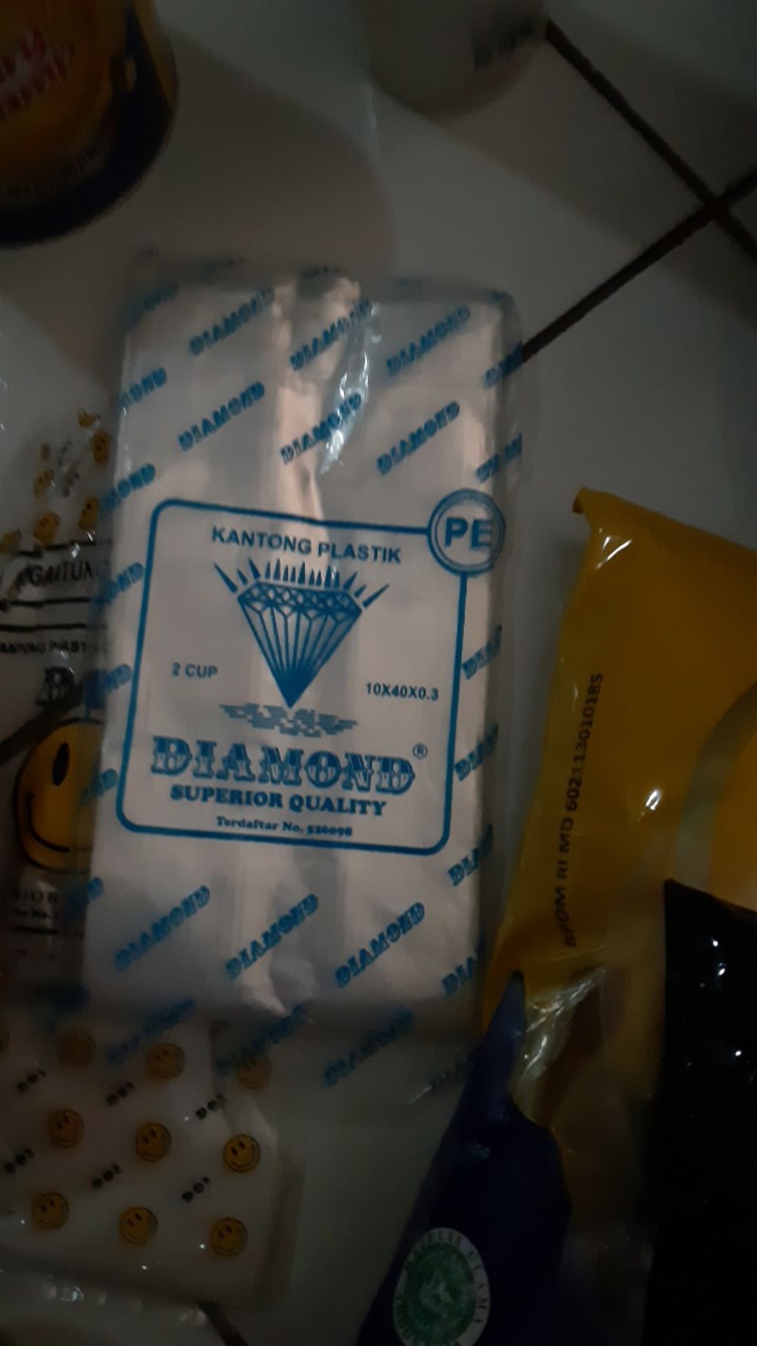 Kantong Kresek  Take Away / Plastik 2 Cup Diamond