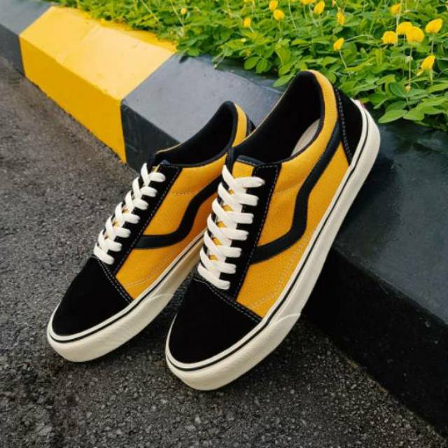 SEPATU VENTELA RETRO YELLOW LOW