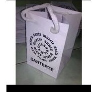 

Paper bag ukuran 15×10×10 custom nama dan gambar