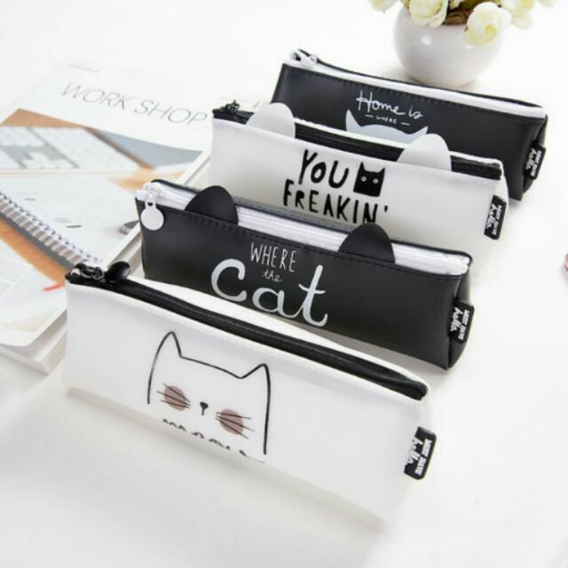 

Tempat pensil silicone putih kucing