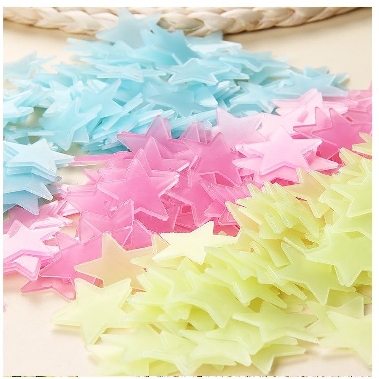 

Valueshop - Stiker Bintang Glow in Dark Star Sticker Sticker Bintang Warna Warni 4 warna - RANDOM