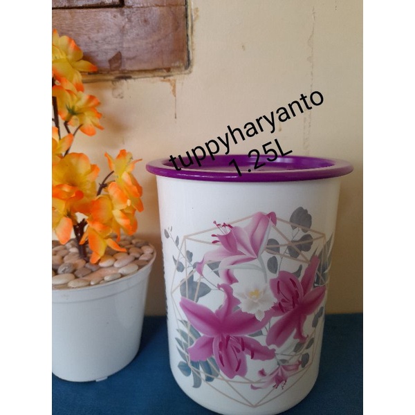 Toples susu lily canister 1.25 liter tupperware