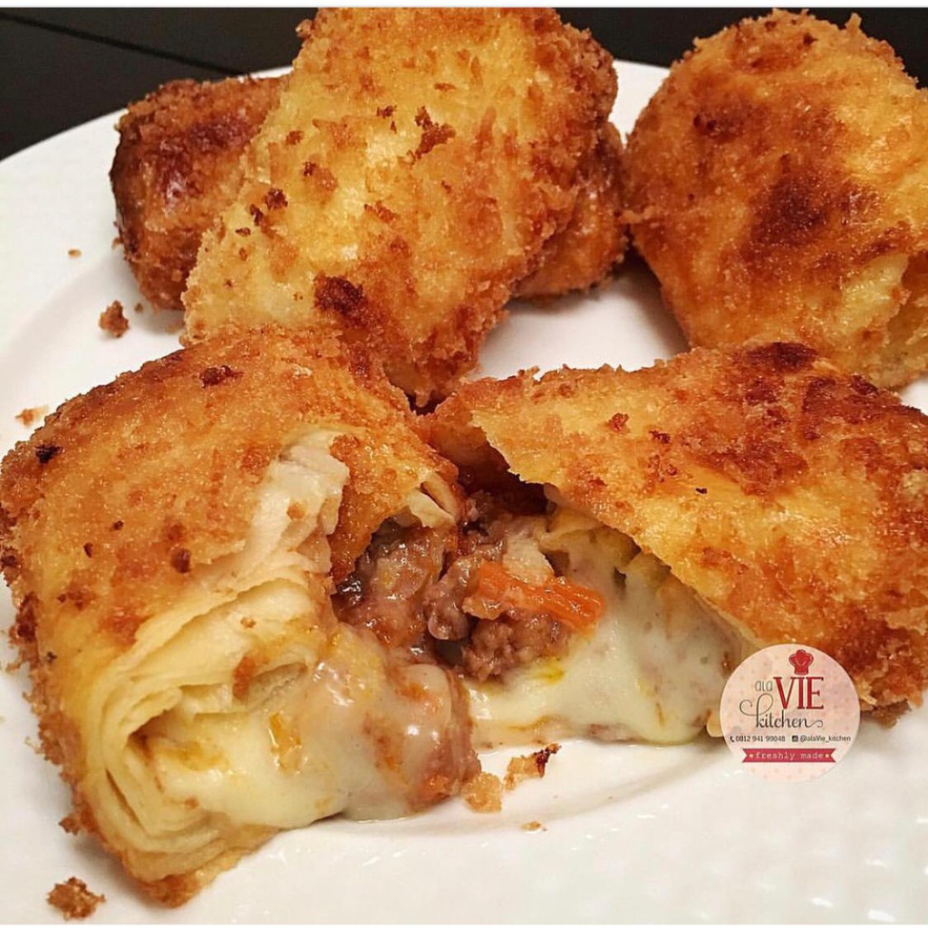 

Risoles Bolognese (isi 5pcs)