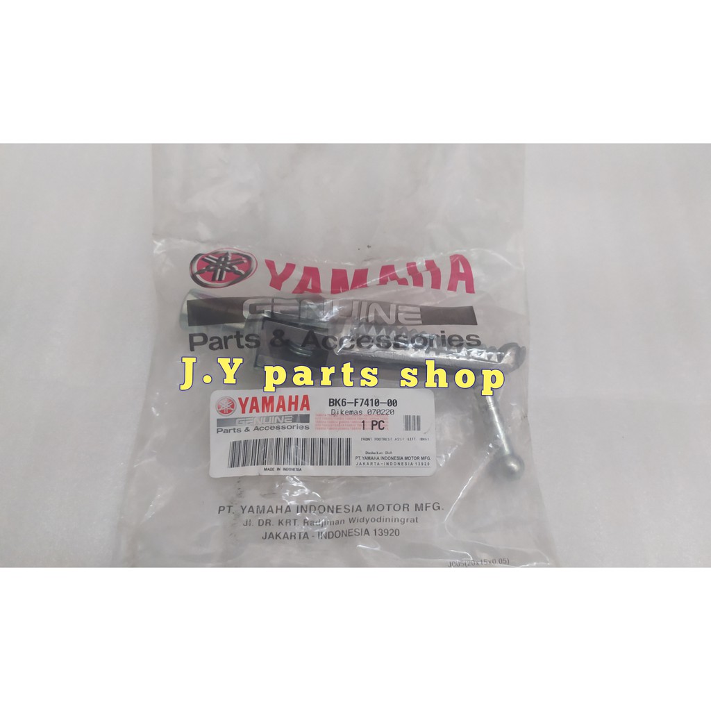 BESI FOOTSTEP FOOTREST FOOT STEP INJEKAN KAKI DEPAN KIRI ASSY R15 LAMA V2 XABRE - NEW R15 VVA V3 MT15 XSR ORIGINAL YGP BK6-F7410-00