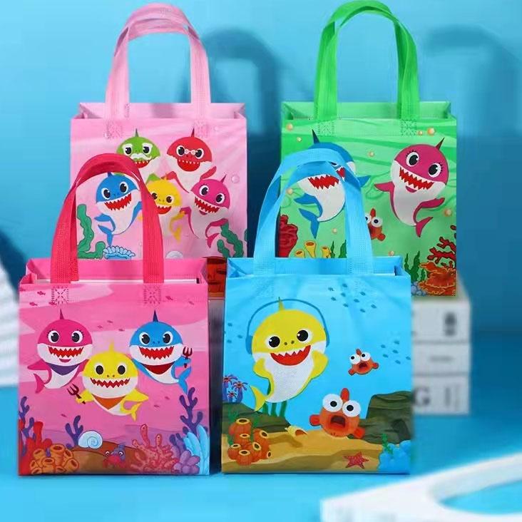 

MYSTYLE GOODIE BAG DX23 (1 LUSIN WARNA RANDOM) ANEKA GAMBAR KARAKTER LUCU ULANG TAHUN HAPPY BIRTHDAY TAS KARUNG PLASTIK SOUVENIR