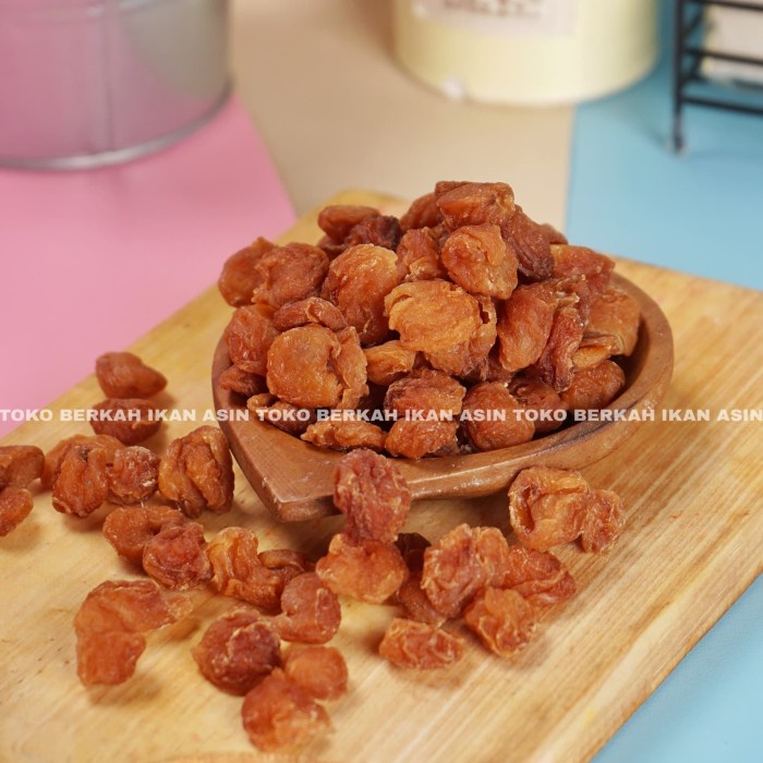 

Kalengbuah- Longan Kering 500Gr / Dried Longan / Lengkeng Kering Kelengkeng - 500 Gram -Buah-Kaleng.