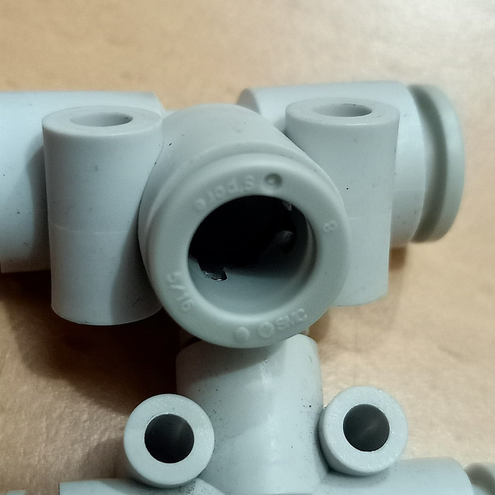 Fitting / Nepel Smc KQ2T Tee selang 8mm japan