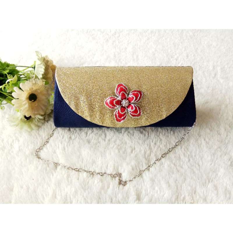 Clutch Satin NAURA Tali Rantai